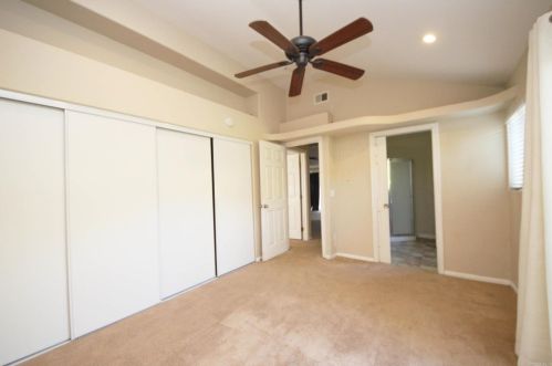 1110 Woodrail Dr, Vista CA  92083-3049 exterior