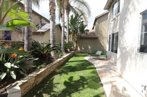 162 Kingswood, Irvine CA  92620-0298 exterior