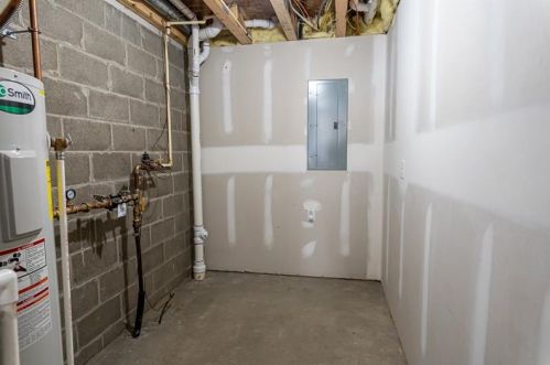 124 Cole Ct, Harmony PA  16037-7766 exterior