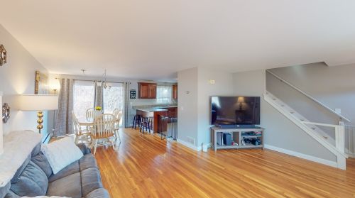 13 Oliver Dr, Hudson, NH 03051-3412