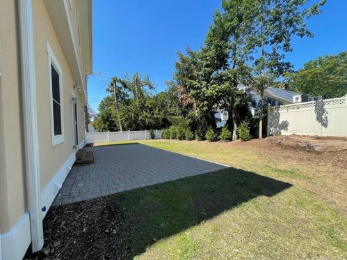 3 Stratford Rd, New Rochelle NY  10804-2519 exterior