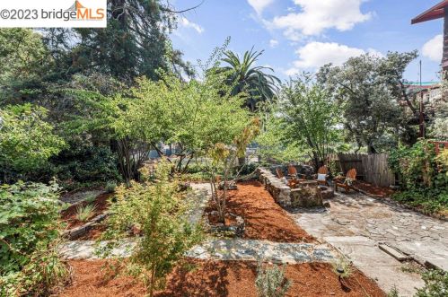 2400 Eunice St, Berkeley CA  94708-1645 exterior