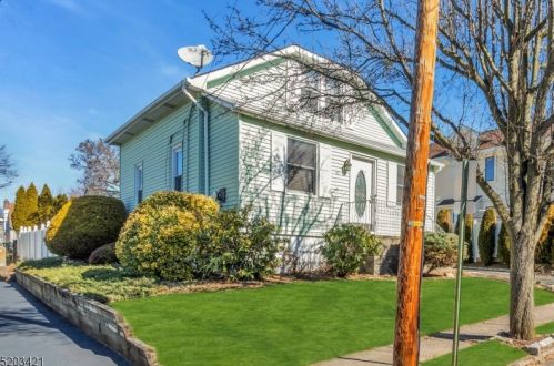 45 Mawhinney Ave, Paterson, NJ 07506-1208
