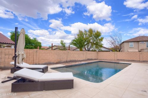 2204 Bowker St, Phoenix AZ  85040-3424 exterior