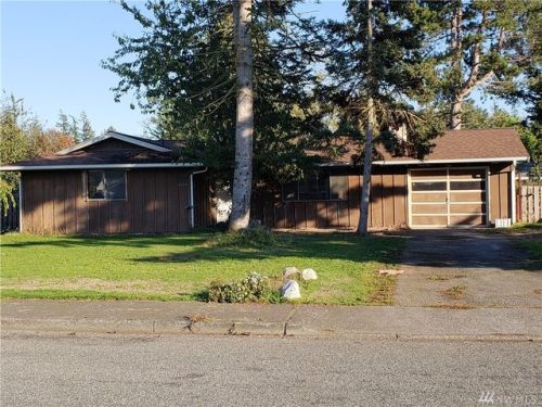6852 Dutch Haven Dr, Lynden, WA 98264-9612