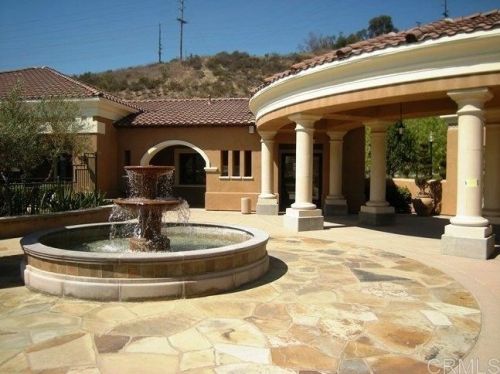 2822 Escala Cir, San Diego CA 92108-6722 exterior