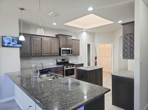 1221 Rebecca Ln, Fort Worth, TX 76131-3226