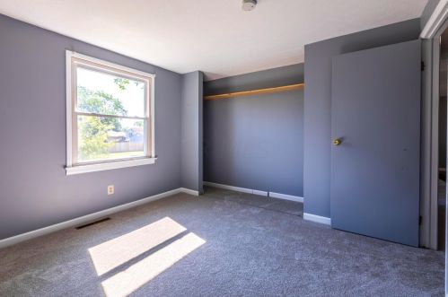 3647 Christopher Pl, Darbydale OH  43123-2427 exterior