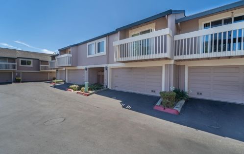 1470 Woodgrove Ln, San Jose, CA 95117-1642