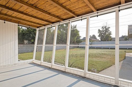 3287 Lugo Ave, San Bernardino CA  92404-2245 exterior