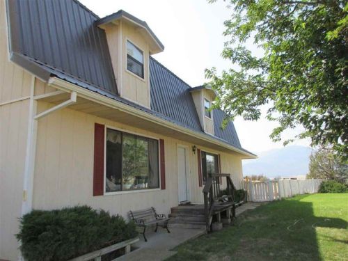 4034 Scala Ln, Montague, CA 96064-9307