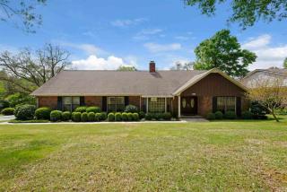 8641 Meadowbrook Dr, Pensacola, FL 32514-5626
