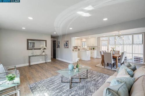 69 Fordham Ct, Concord CA  94523-1523 exterior