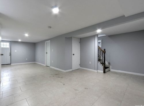 103 Clement Ave, Floral Park NY  11003-2703 exterior