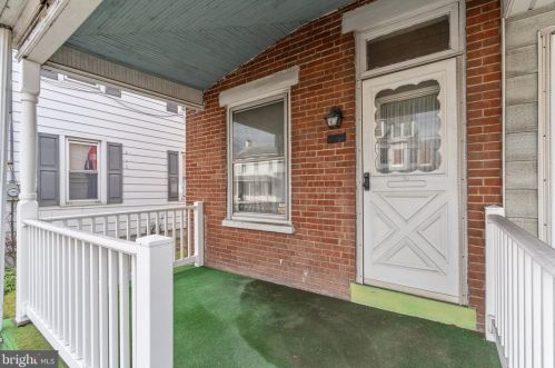 1210 Philadelphia Ave, Gilbertsville PA  19525-9573 exterior