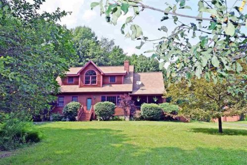 21 Terry Ct, Barre, VT 05641-9025
