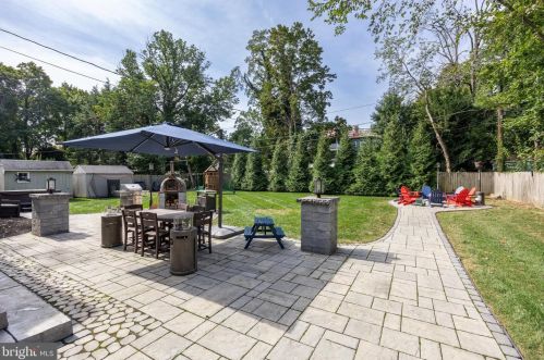 116 Howard St, Riverton NJ  08077-1328 exterior