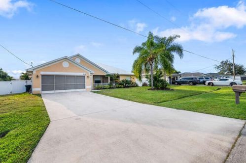 3738 Kakopo St, Port Saint Lucie FL  34953-3627 exterior