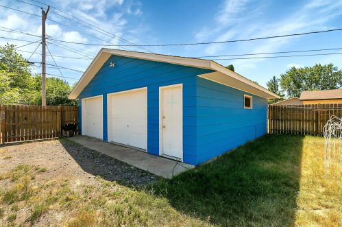 930 37th Ave, Saint Cloud, MN 56303-2149