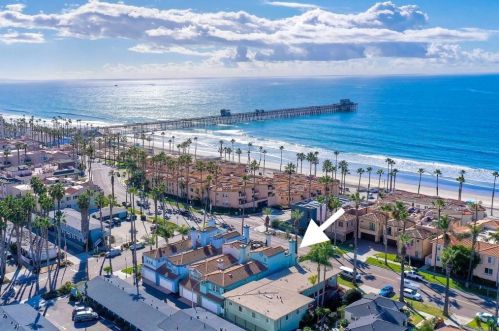602 Pacific St, Oceanside, CA 92054-1966