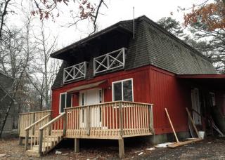 135 Mallard Path, Bushkill, PA 18324-8244