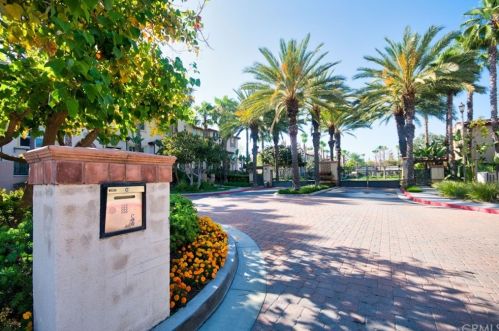 20 Travis Rd, Buena Park CA  90621-8426 exterior