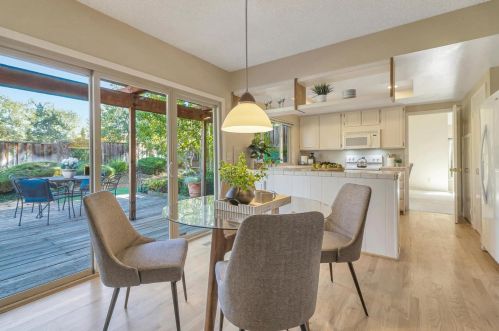 7148 Anjou Creek Cir, San Jose CA  95120-4108 exterior