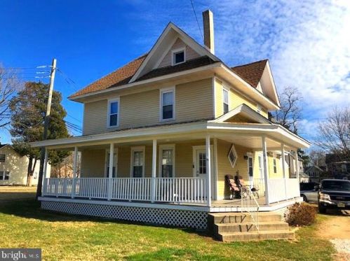 103 Catawba Ave, Newfield, NJ 08344-9401