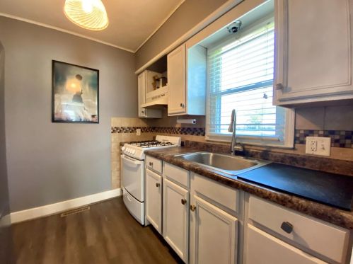 53 Harrison Blvd, Valpo IN  46383-3407 exterior