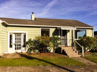 426 Harrison Ave, Tongue Point, OR 97103-4720