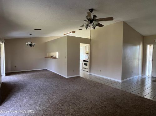 1696 Saratoga Dr, Titusville FL  32796-4206 exterior