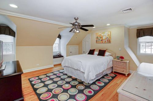 898 North St, White Plains NY  10605-4436 exterior