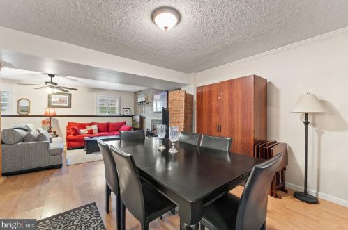 16309 Poplar Hill Rd, Haymarket VA  20169-2101 exterior