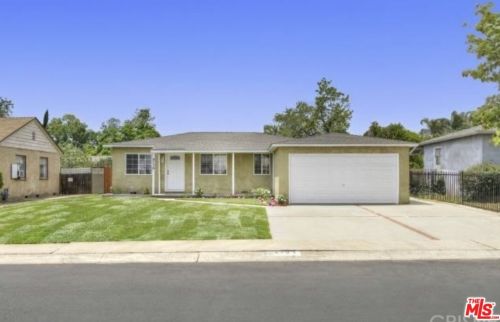 8739 Katherine Ave, Van Nuys, CA 91402-3109