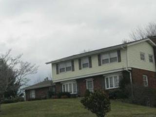 206 Odonald Rd, Asheville, NC 28806-9767