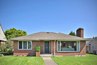 6842 49th Ave, Seattle, WA 98115-7735