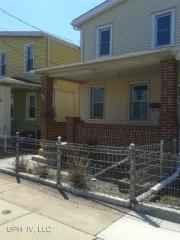 304 Brook St, Edgely PA  19007-5306 exterior