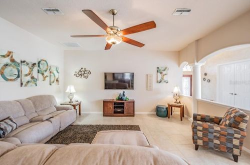 6316 Alcester Dr, New Port Richey FL 34655-3714 exterior