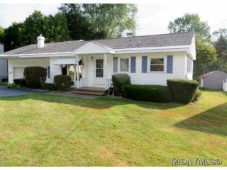 6 Cresthill Dr, Whitesboro, NY 13492-2221