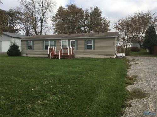 124 Sawmill Rd, Lyons, OH 43533-9759