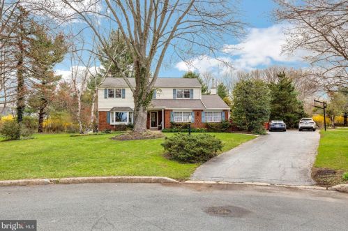 1220 Hill Ct, Blue Bell, PA 19422-2012