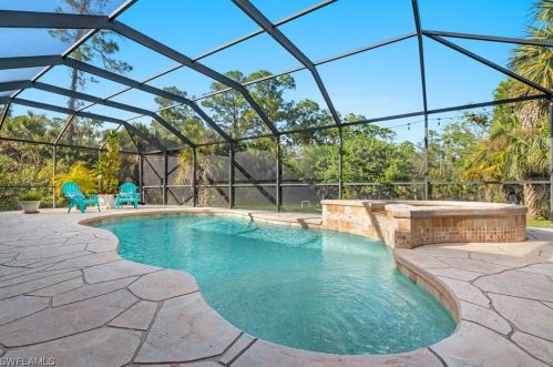 481 35th Ave, Naples, FL 34120-1356