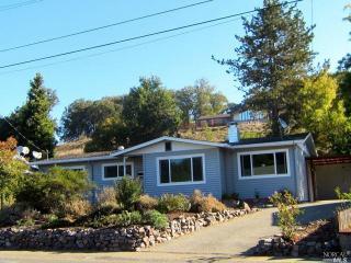 30 Northbrook Way, Willits, CA 95490-3019