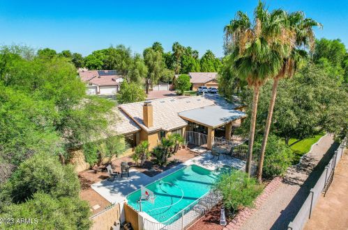 1017 Kramer St, Mesa, AZ 85203-1936
