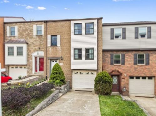 5138 Daube Dr, Pittsburgh, PA 15236-1600