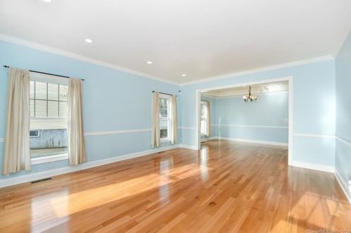 6 Nolan St, Norwalk CT  06850-2525 exterior