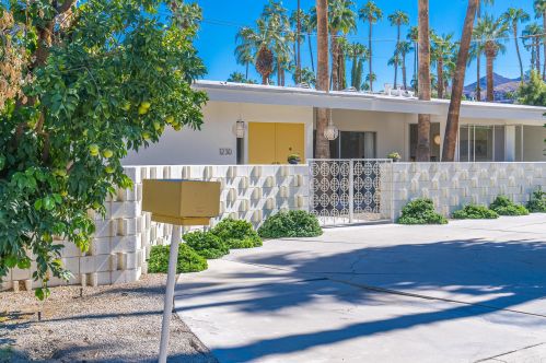 1230 Calle De Maria, Palm Springs, CA 92264-8573