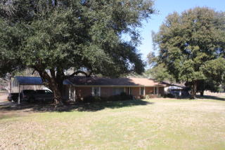 1001 Red Bluff Rd, Smyrna, TX 75551-1939
