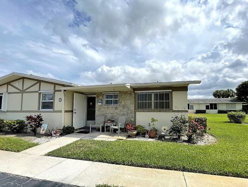 2847 Ashley Dr, West Palm Beach, FL 33415-8532