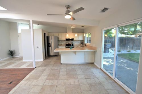 747 Borchard Ct, Woodland CA  95695-5001 exterior